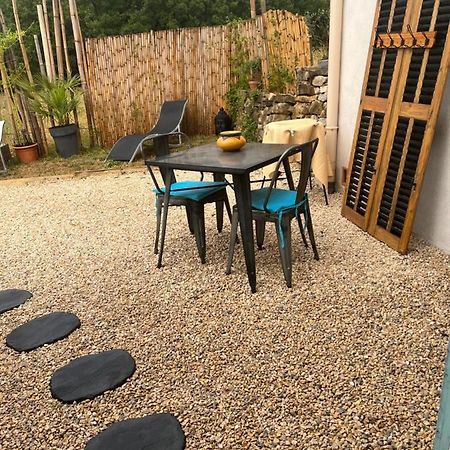 Au petit Paradis La Roquebrussanne Bagian luar foto